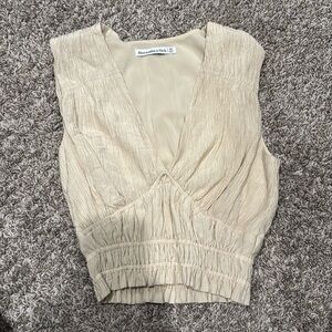 Abercrombie crop top. Size xs